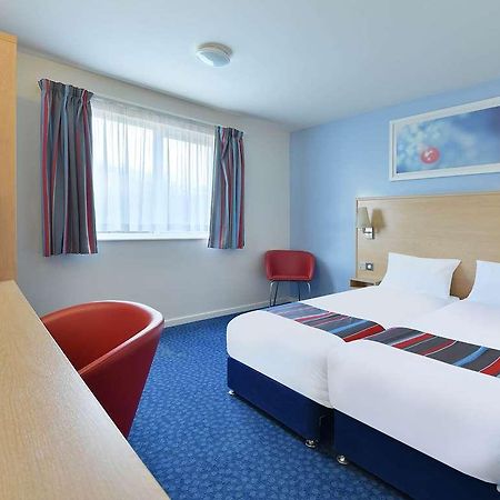 Travelodge Dundee Central Hotel Szoba fotó