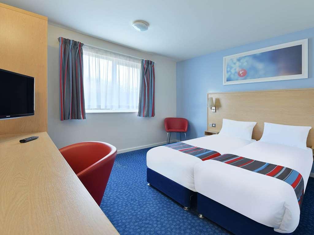 Travelodge Dundee Central Hotel Szoba fotó