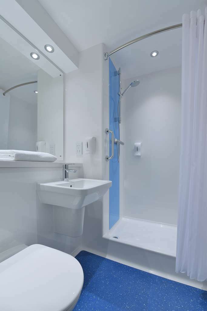 Travelodge Dundee Central Hotel Szoba fotó