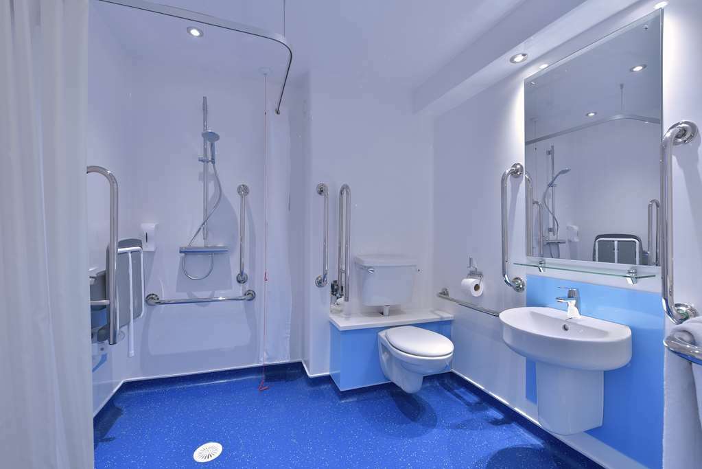 Travelodge Dundee Central Hotel Szoba fotó